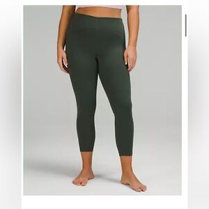 Lululemon InStill High-Rise tight 25” size 8